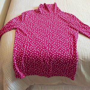 Vineyard vines turtle neck size medium